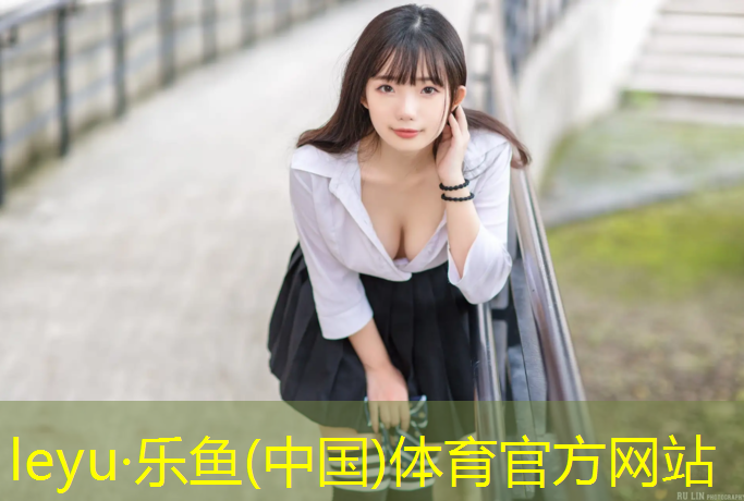 女子网球网前扣球技巧教学